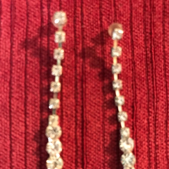 Earrings - Picture 4 of 16